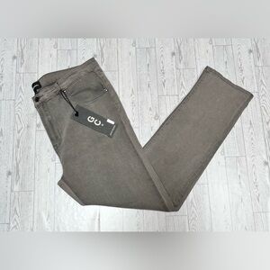 Good Counsel Men's Thurmond Tapered Jean Washed Gray Size 44x29